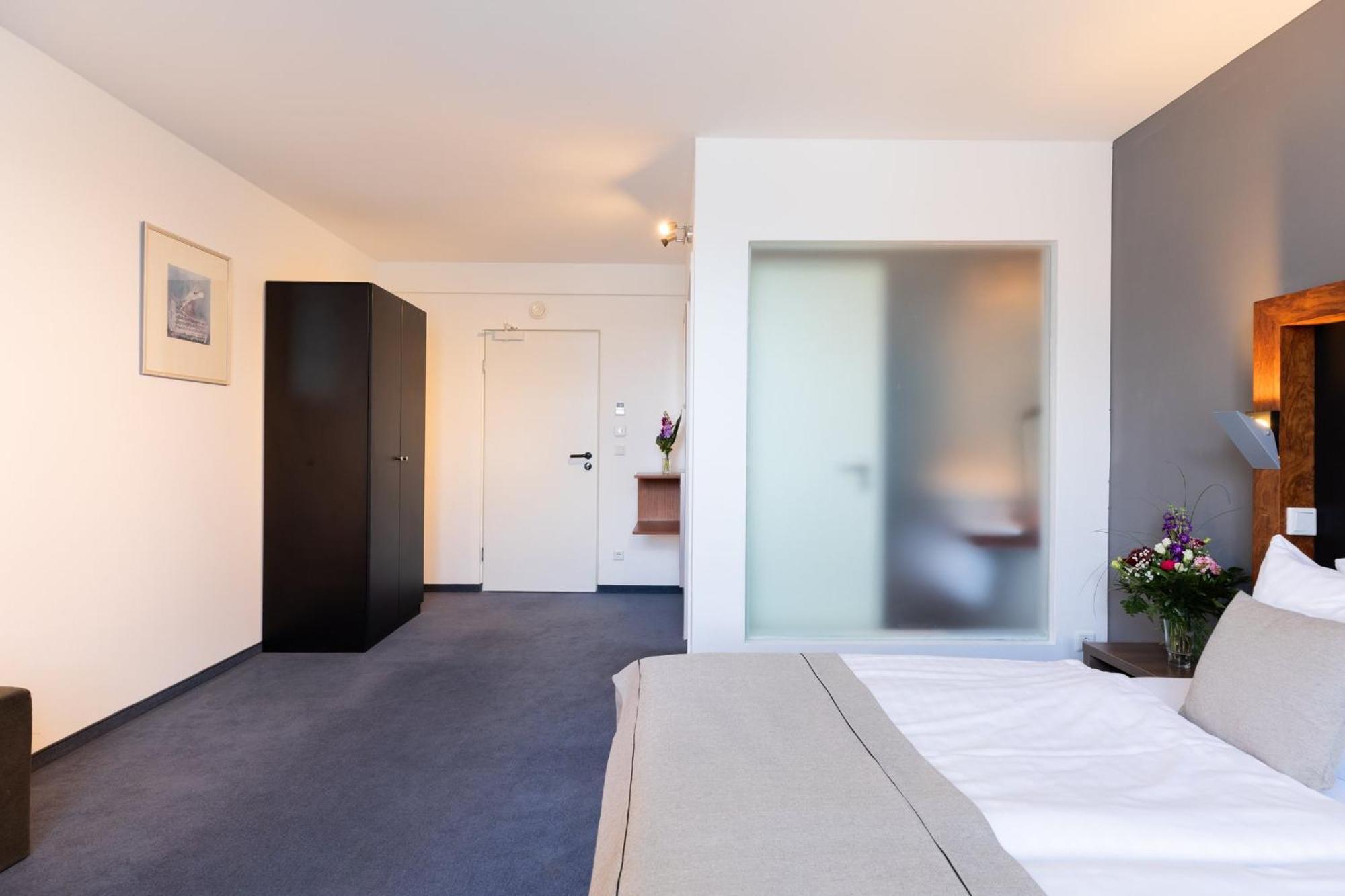 Novum Hotel Aviva Leipzig Neue Messe Exterior foto