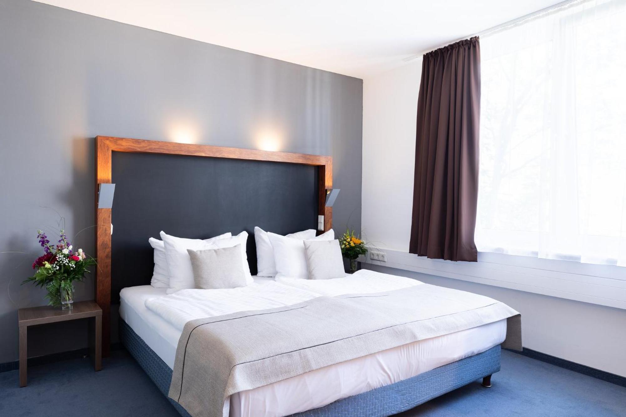 Novum Hotel Aviva Leipzig Neue Messe Exterior foto