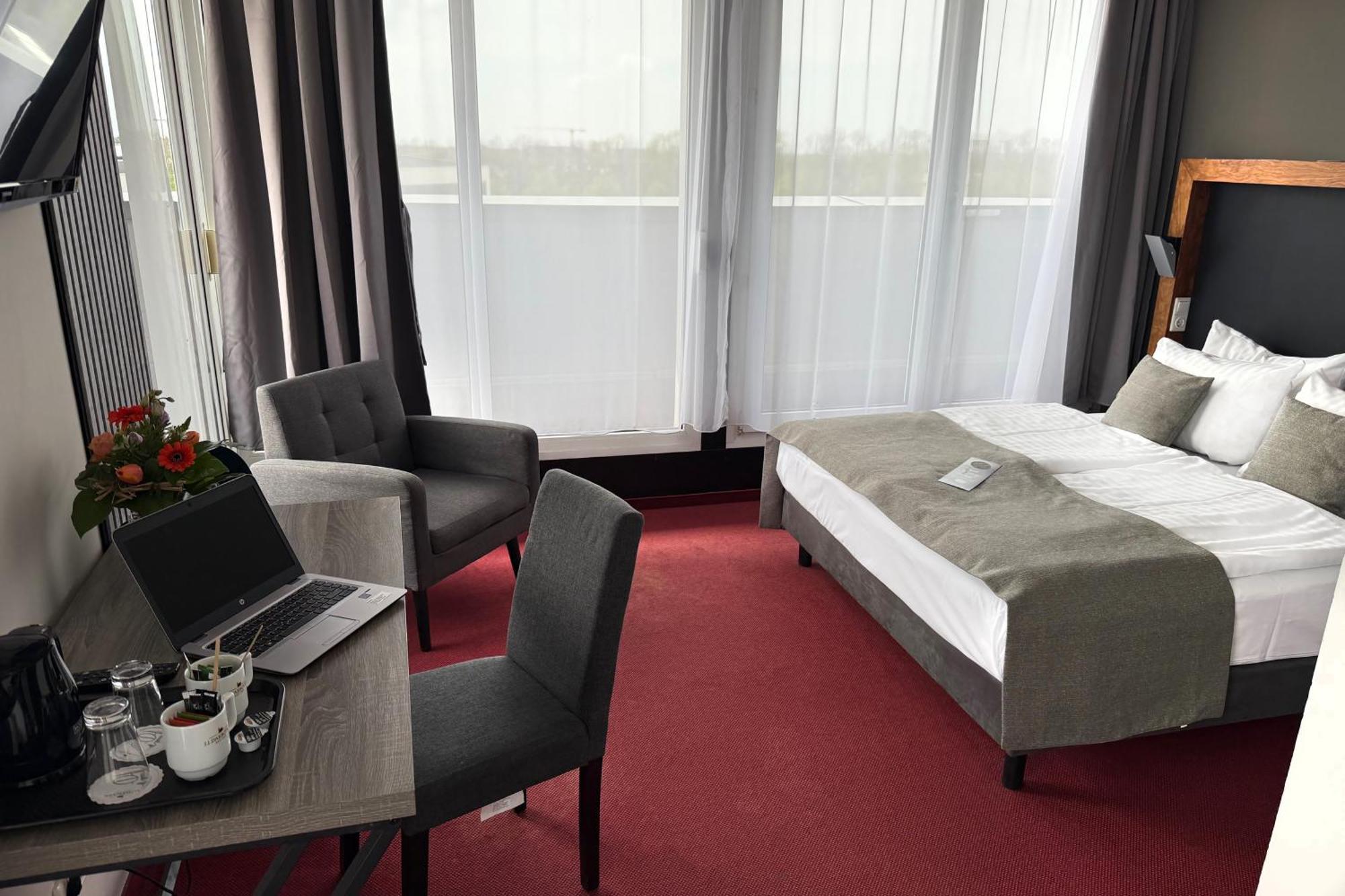 Novum Hotel Aviva Leipzig Neue Messe Exterior foto